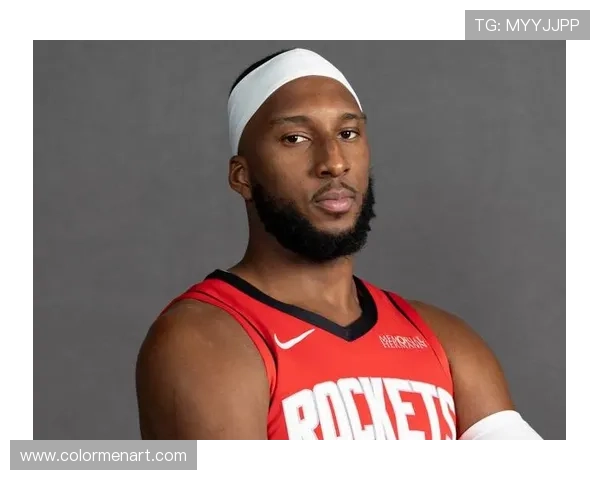 乌度卡强调提升三分球产量鼓励球员果断出手增加底角三分机会 乌度卡强调提升三分球产量鼓励球员果断出手增加底角三分机会